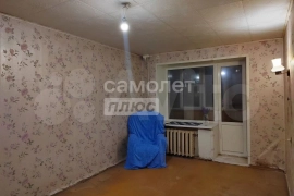 2-к. квартира, 45 м², 1/9 эт.