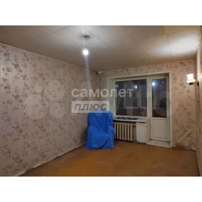 2-к. квартира, 45 м², 1/9 эт.